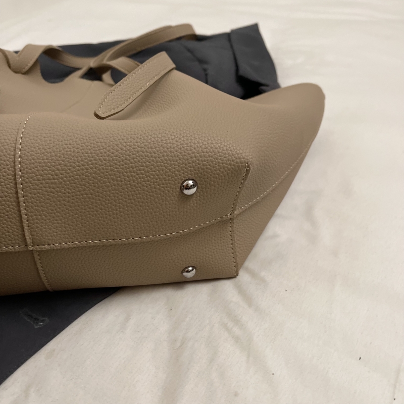 Branded Designer Shoulder Tote - Luxury Bags Trend 2025 のレビューと価格