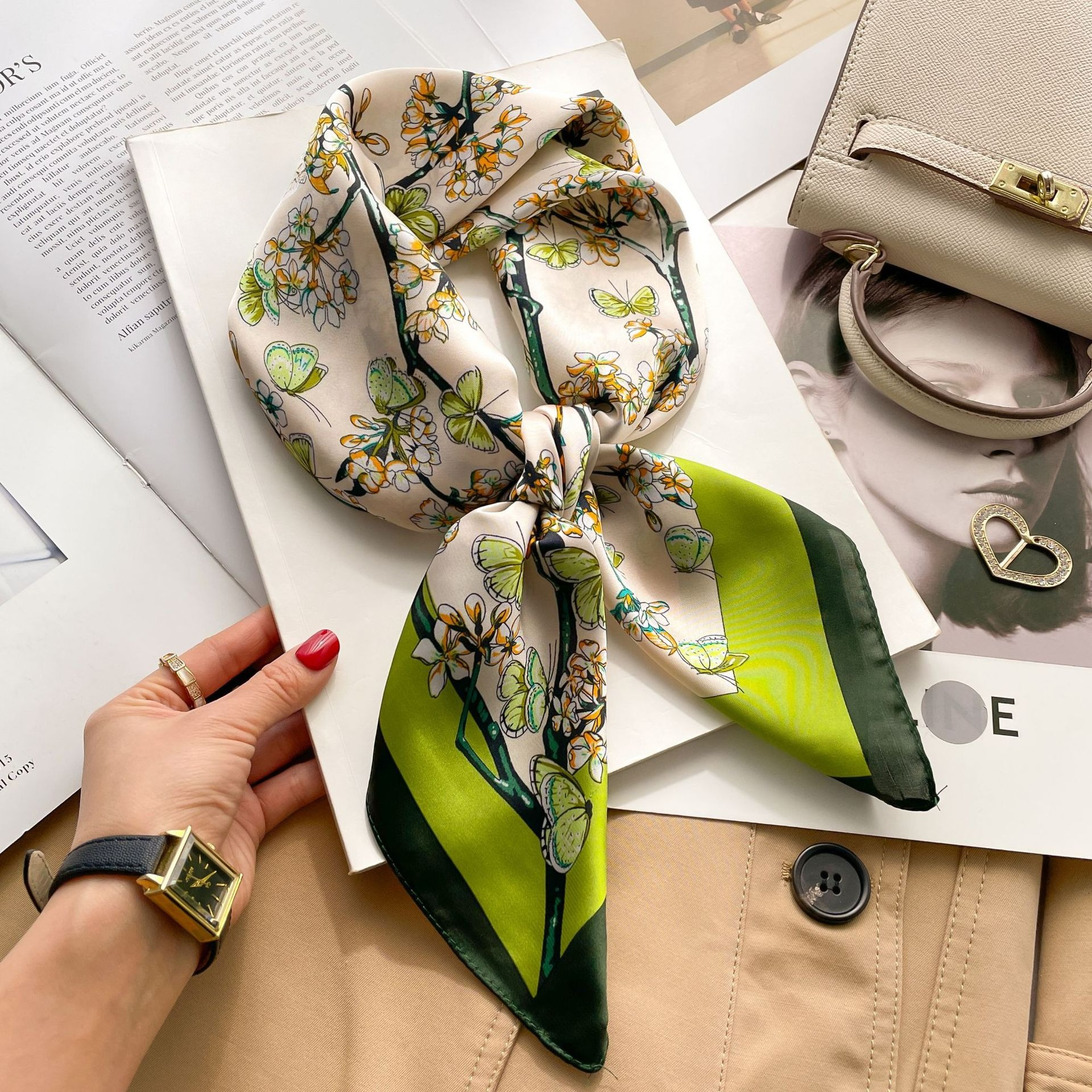 Luxury Fashion Print 70*70cm S - Luxury Bags Casual のレビューと価格