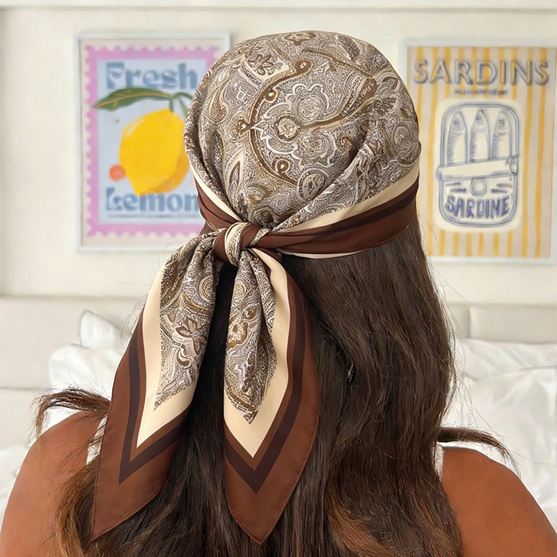 Luxury Women Silk Square Scarf - Luxury Bags Expensive のレビューと価格