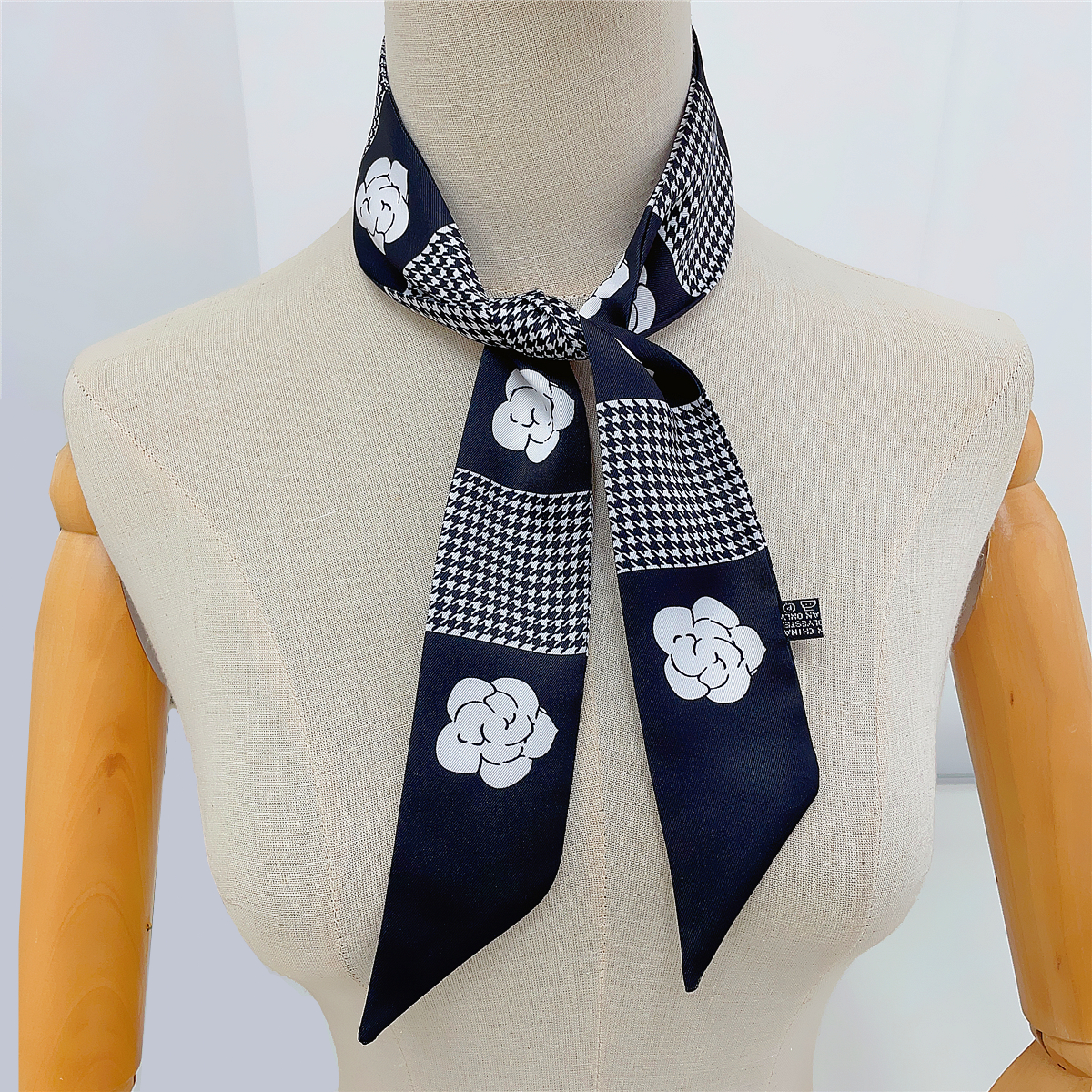 2023 Design Camellia Flower Br - Luxury Bags Casual のレビューと価格