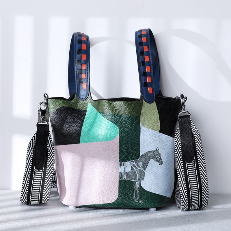 Designer Luxury Bucket Bag Wom - Luxury Bags Trend 2025 のレビューと価格