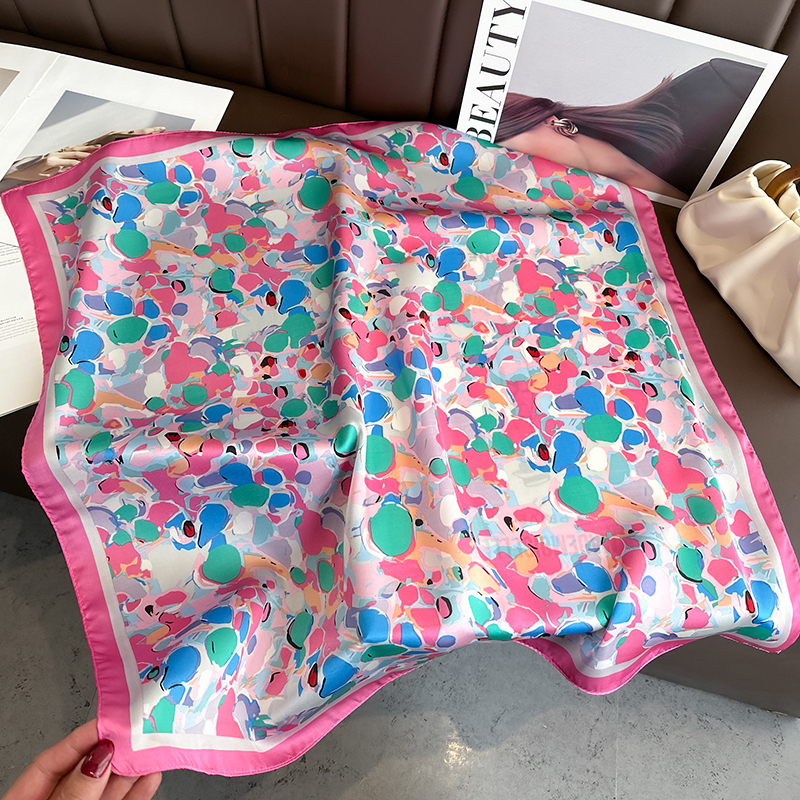 Luxury Floral Print Square Sil - Luxury Bags Expensive のレビューと価格