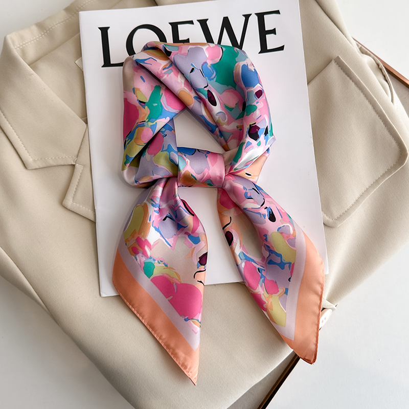 Luxury Floral Print Square Sil - Luxury Bags Expensive のレビューと価格