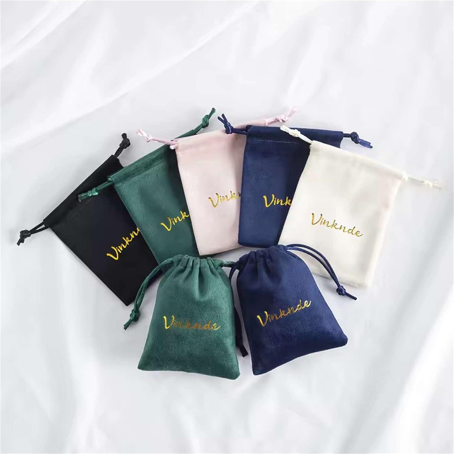 100pcs Green Velvet Packaging  - Luxury Bags Green のレビューと価格