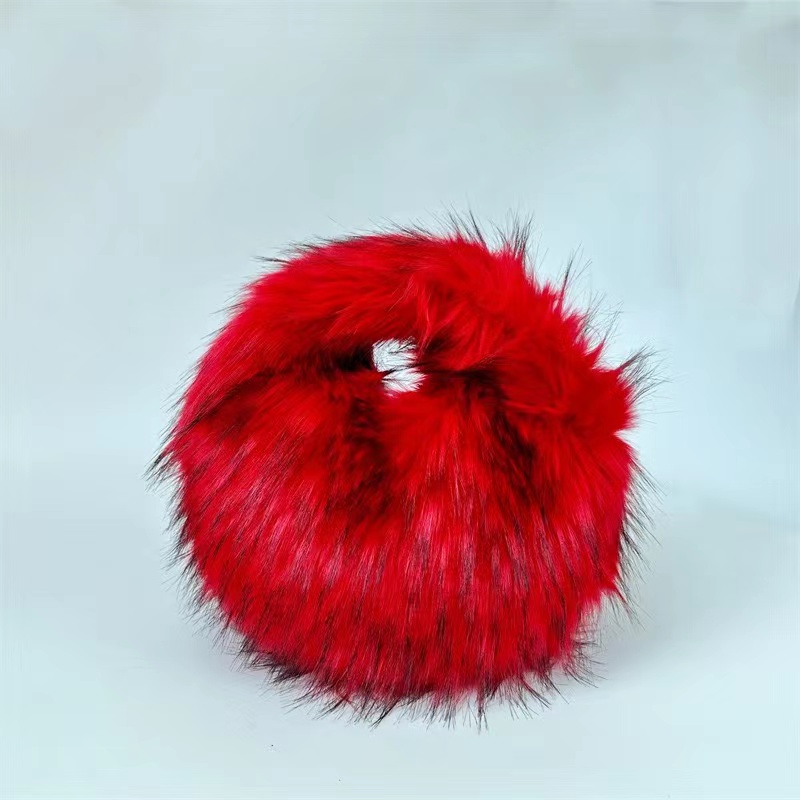 Fur Women's Small Half Moon Ba - Luxury Bags Cute のレビューと価格