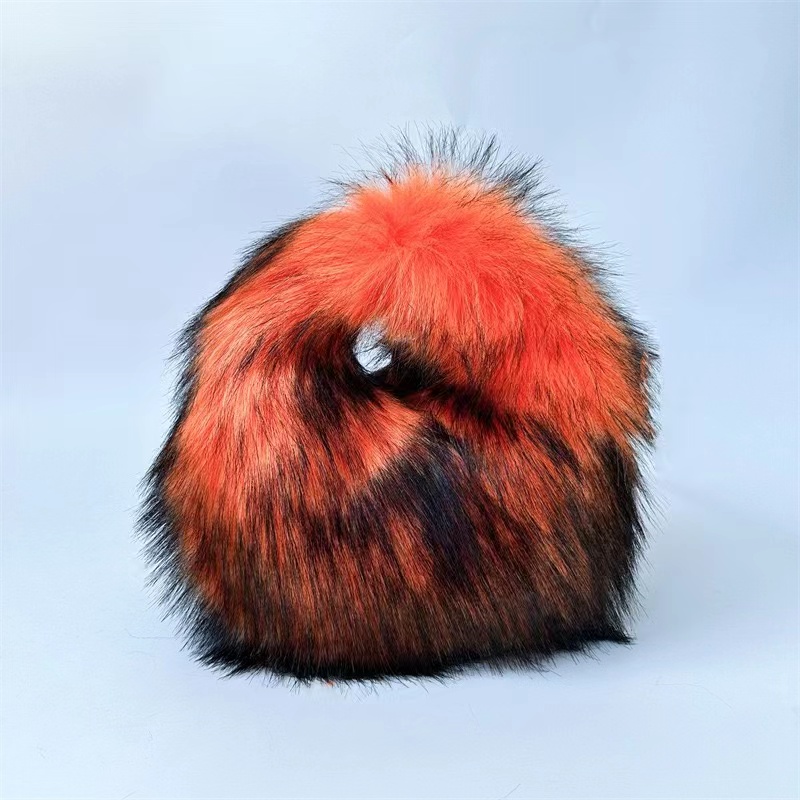 Fur Women's Small Half Moon Ba - Luxury Bags Cute のレビューと価格
